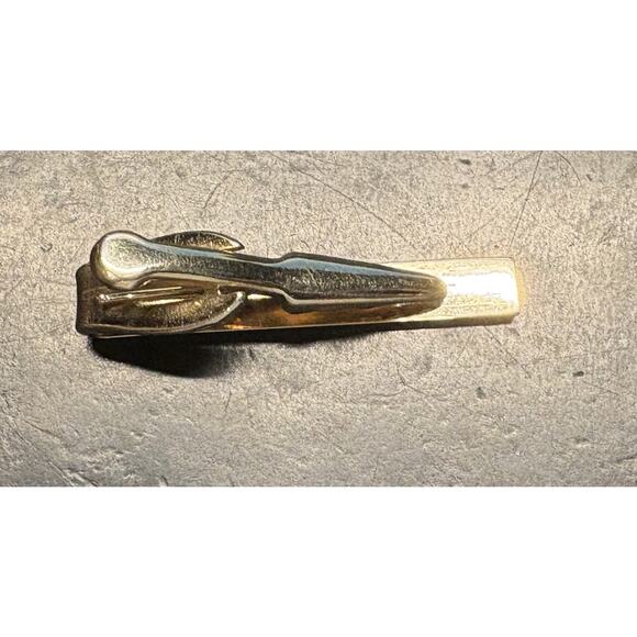 VTG Men's Gold Tone 1 1/2" Tie Clasp, Etched Deco Design - Picture 3 of 3